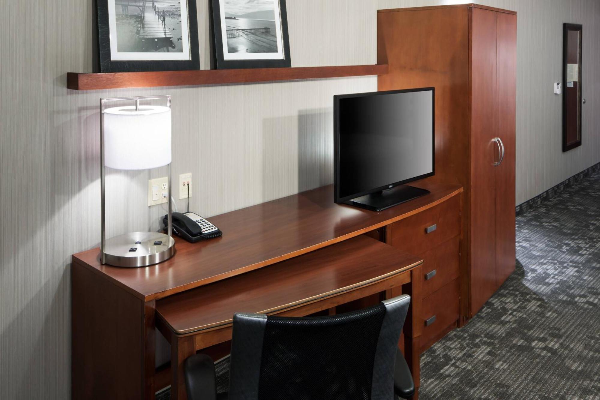Courtyard By Marriott Santa Clarita Valencia Exterior foto