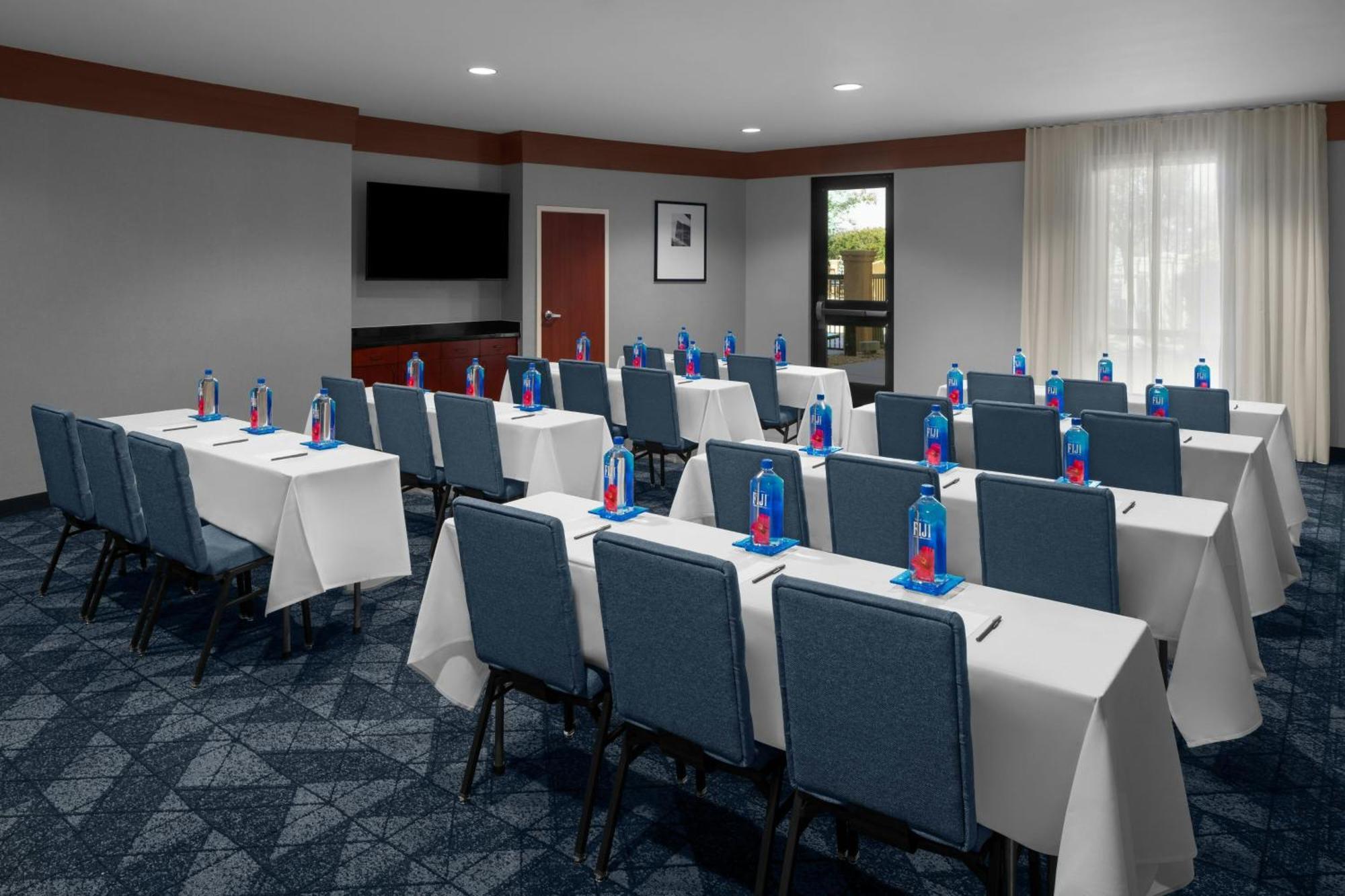 Courtyard By Marriott Santa Clarita Valencia Exterior foto