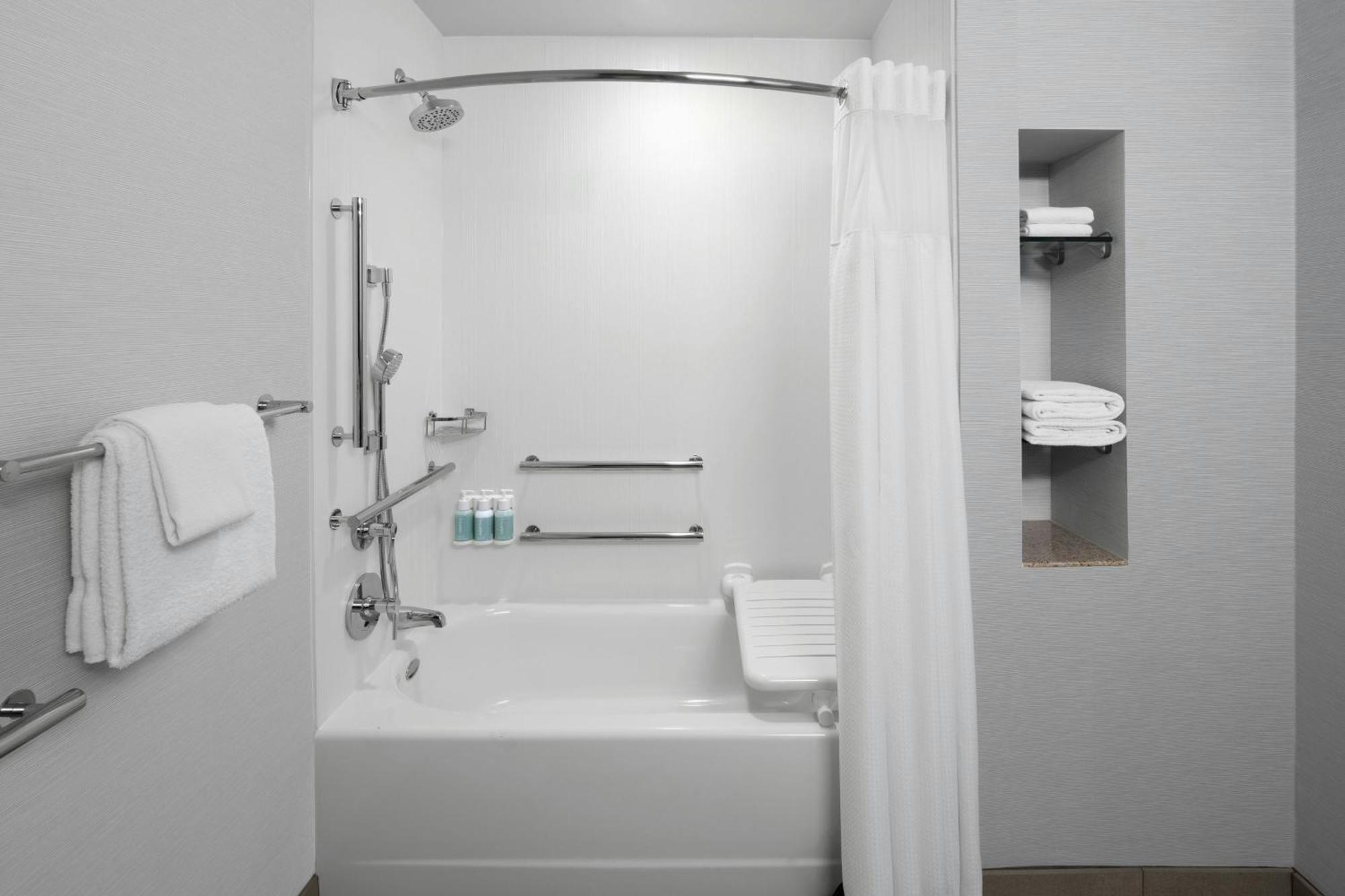 Courtyard By Marriott Santa Clarita Valencia Exterior foto