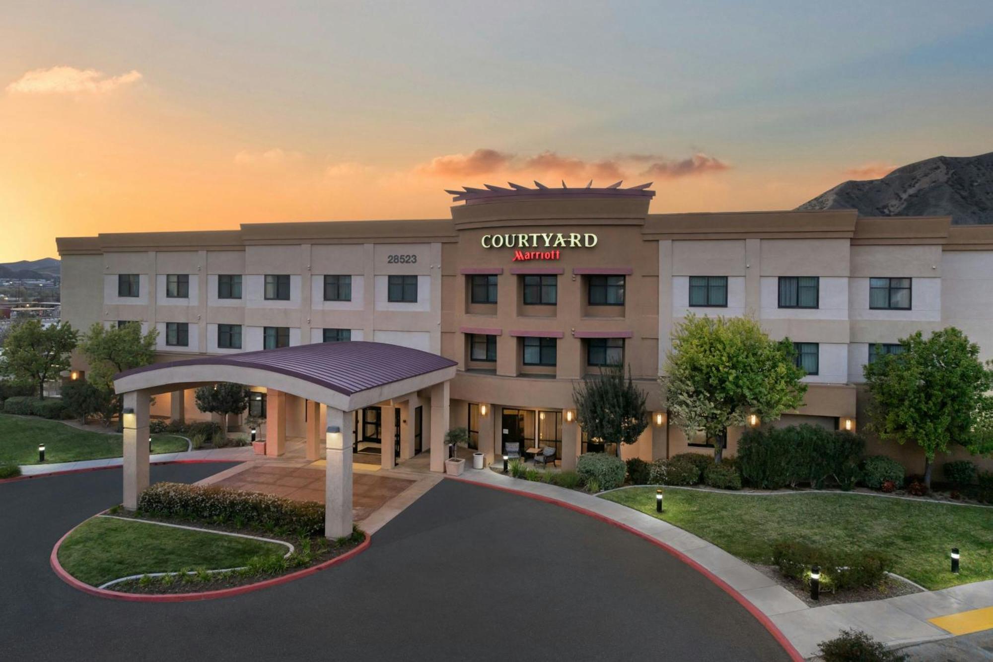 Courtyard By Marriott Santa Clarita Valencia Exterior foto
